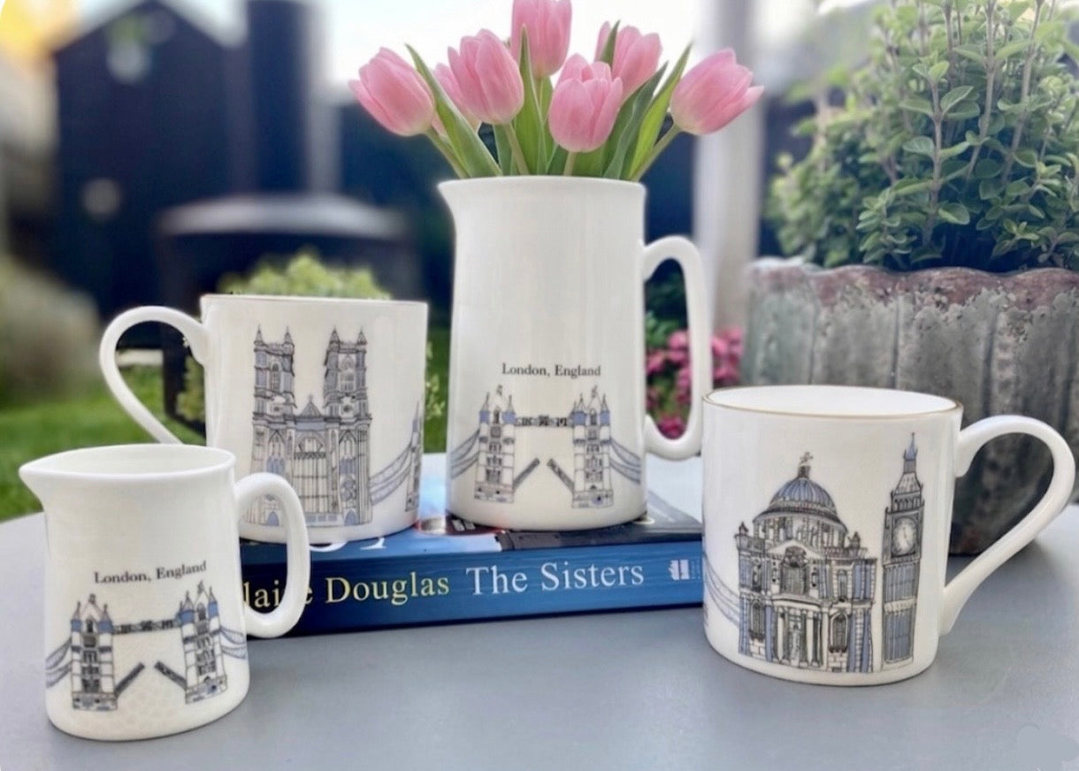 London Tower Bridge Fine Bone China Tea Set