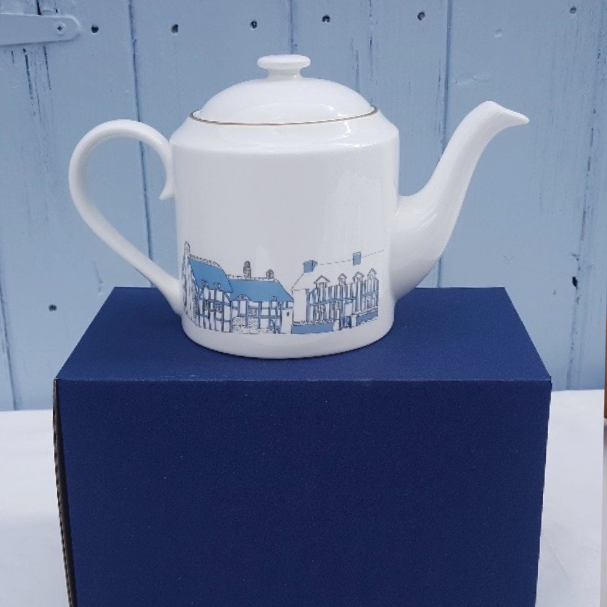 Stratford-upon-Avon Fine Bone China Teapot